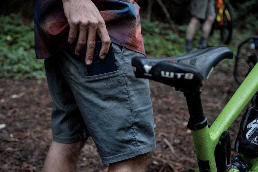 KÜHL Men's Resistor Lite Chino Short | Carbon