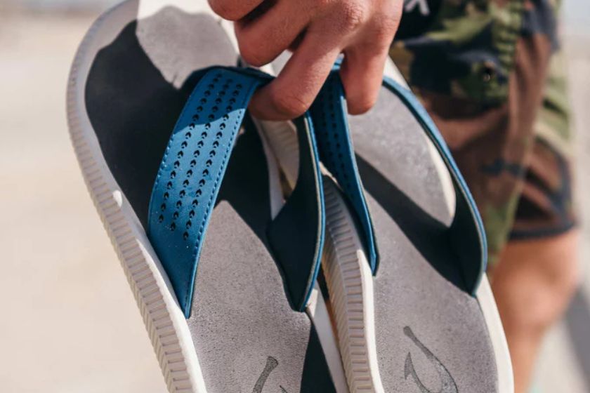 Olukai Men's Ulele Sandal Sandal |  Slate Blue Charcoal