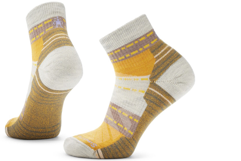 Smartwool Women's Hike Light Cushion Margarita Ankle Socks | Honey Gold